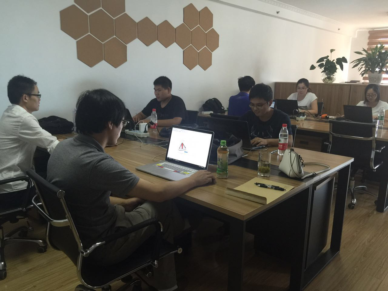 �½������(�й���)�ٷ���վ